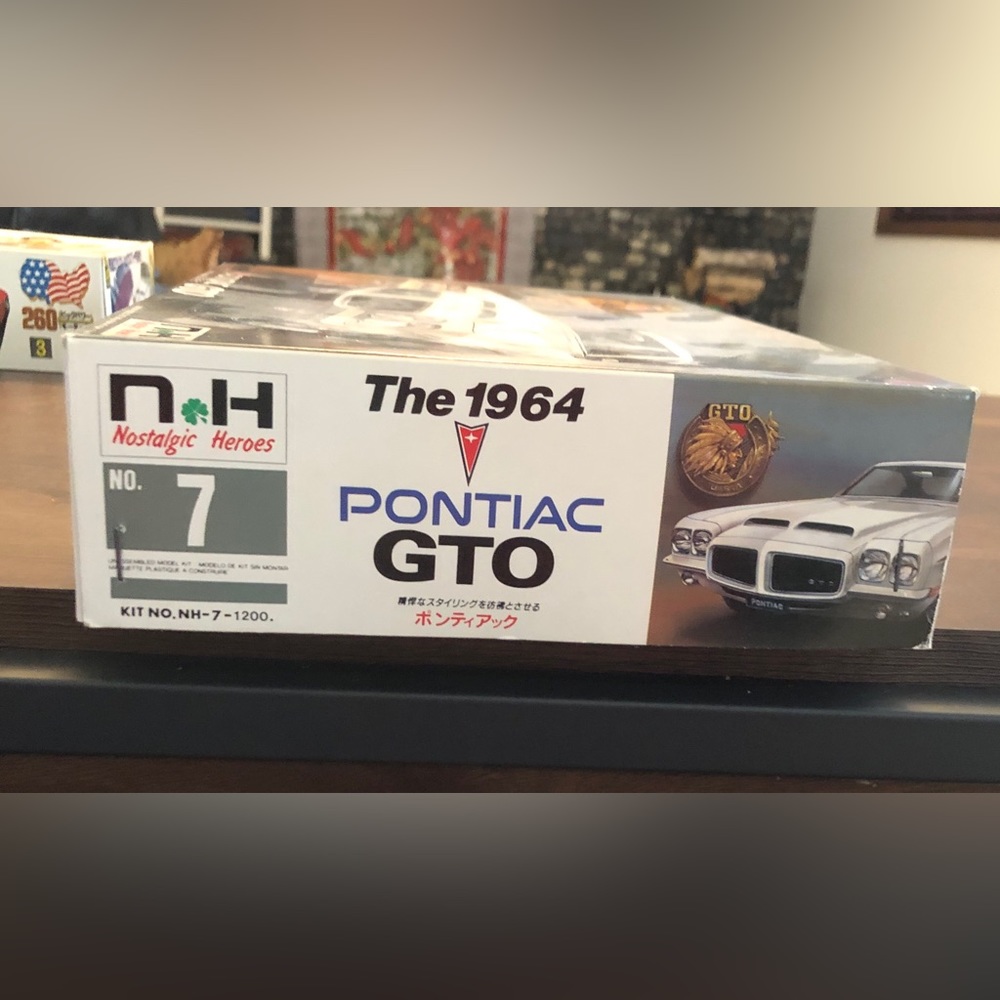 Extremly RARE 1964 Pontiac GTO motorized model kit  mislabeled by manufacturer - Picture 14 of 16